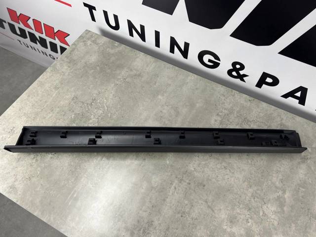 Moldura de puerta delantera izquierda Mazda KB7W51RB0C precio, desde 51,83 EUR