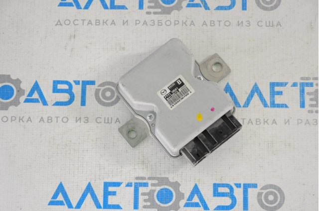 Módulo de control del motor de la bomba de combustible Mazda PYFL18561