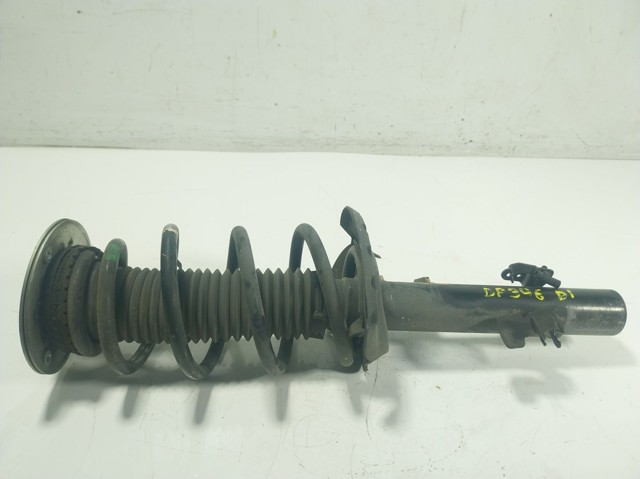 Amortiguador delantero izquierdo LR070934 Land Rover