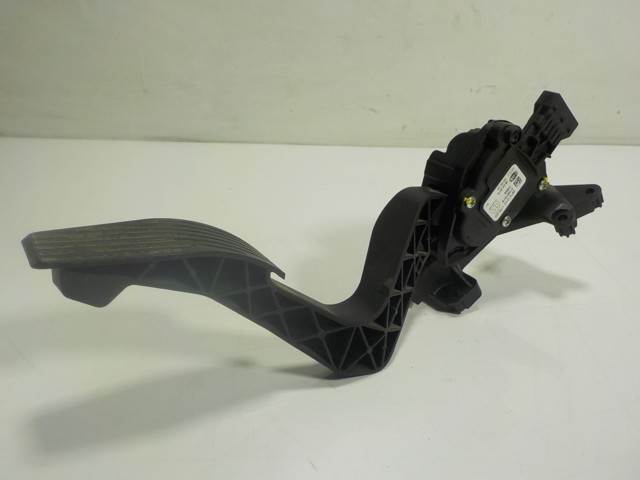 Potenciómetro pedal acelerador Fiat/Alfa/Lancia 51987018 precio, desde 46,46 EUR