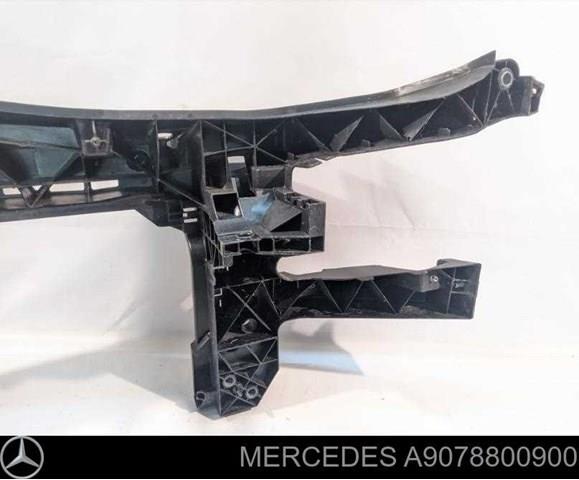Panel de soporte del radiador y montaje de faros Mercedes 9078800900 precio, desde 149,47 EUR