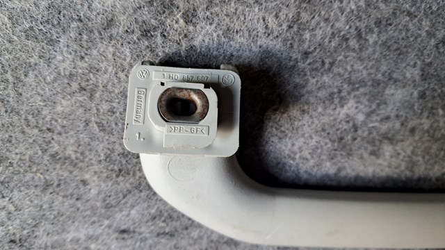 1H0857607 VAG 