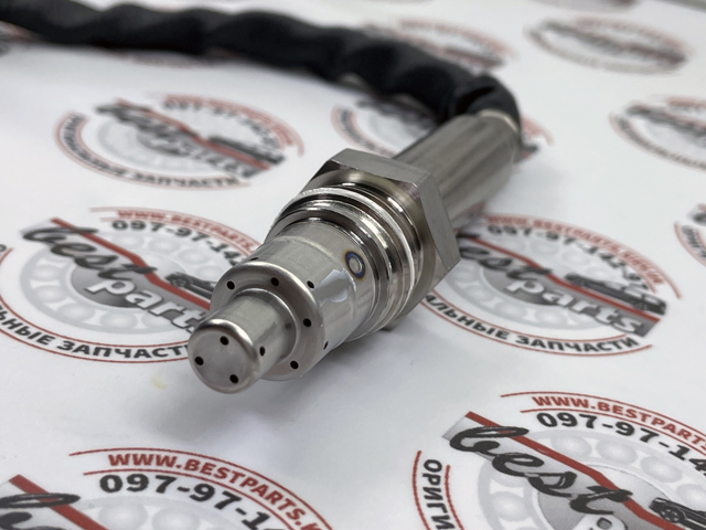 Comprar A000905801187 Mercedes Sensor de óxidos de nitrógeno NOx delantero