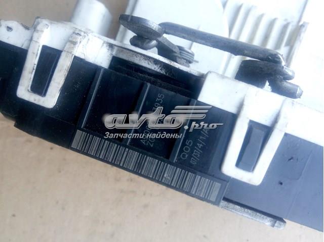 Cerradura de puerta trasera derecha de doble hoja Mercedes A9067303935 precio, desde 94,38 EUR