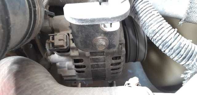 Alternador del motor Mitsubishi ME192608 precio, desde 221,85 EUR