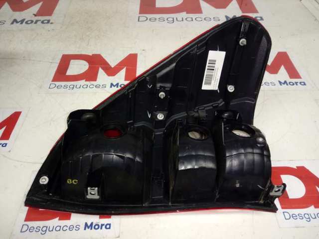 815600K291 Toyota Piloto trasero izquierdo