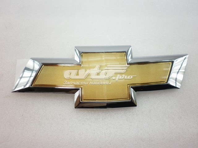 Emblema de la rejilla para Chevrolet Cruze (J300)