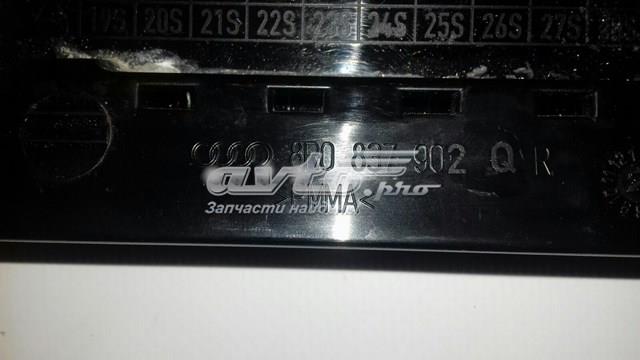  VAG 8R0837902Q