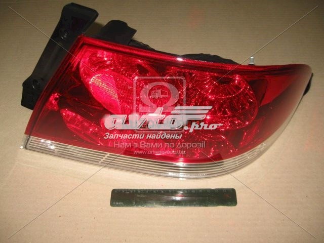 Piloto trasero derecho TYC 11A659012B
