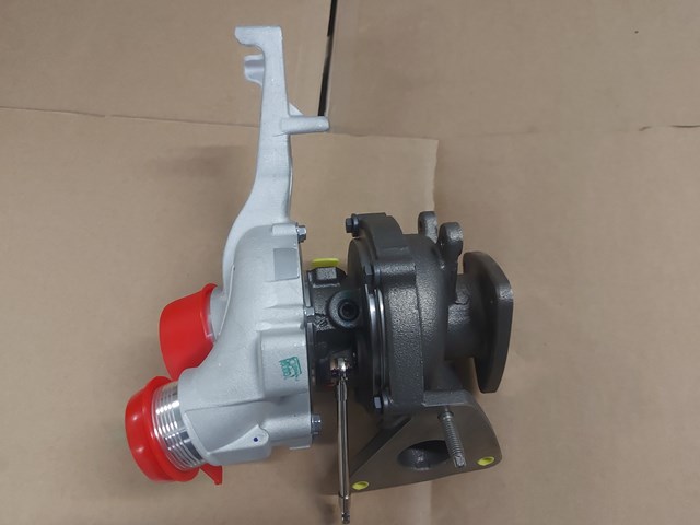 LR038044 Land Rover Turbo para motor