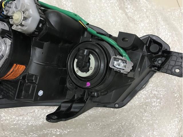 84001SG021 Subaru Luz derecha