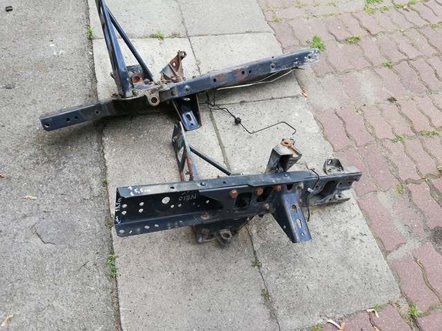 Parachoques trasero 500356844 Iveco