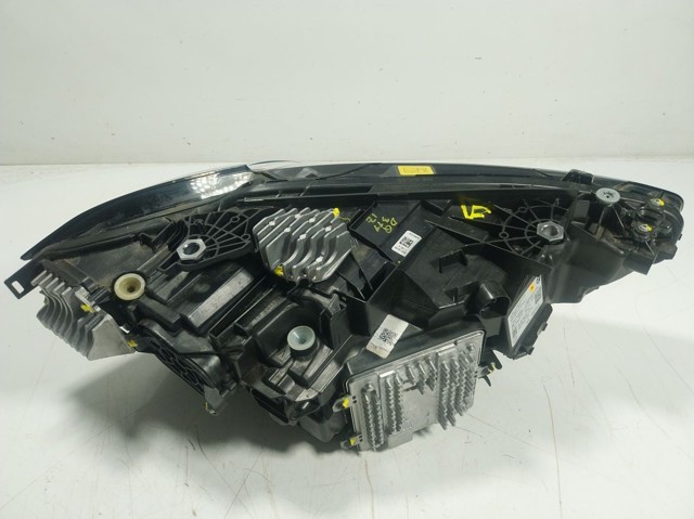 Faro izquierdo 63118084891 BMW