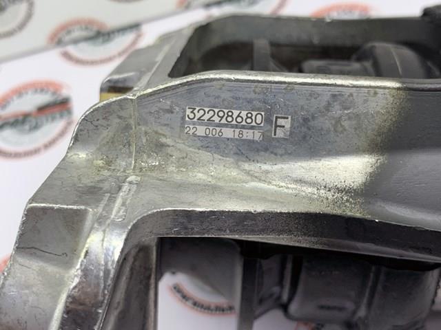 32298680 Volvo soporte de motor derecho