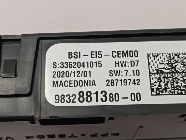 9832881380 Peugeot/Citroen 