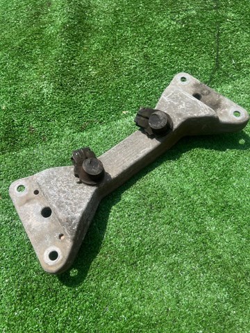 Soporte de la caja de cambios BMW 22316796605 precio, desde 59,30 EUR