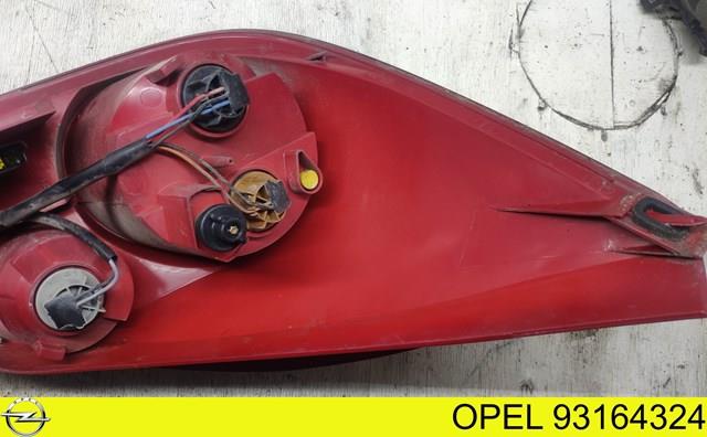 93164324 Opel piloto posterior derecho