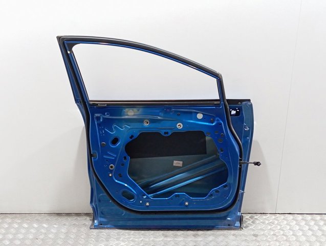 Comprar Puerta delantera izquierda Ford Puma  J2K, CF7