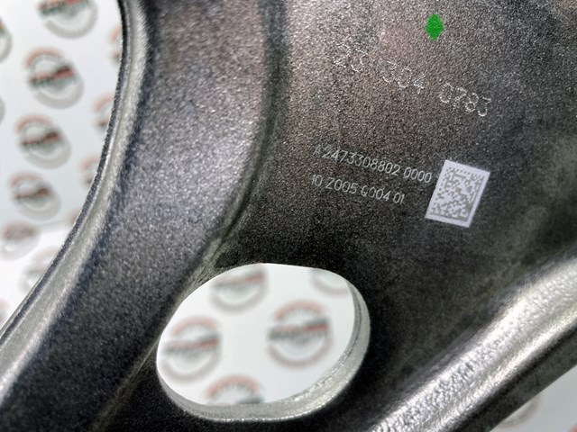 A2473308802 Mercedes Brazo inferior derecho de la suspensión delantera