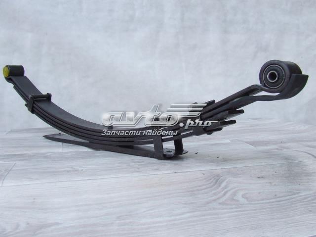 550209C504 Nissan ballesta trasera