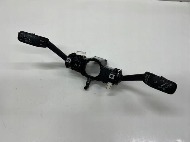  VAG 5Q0953521M precio, desde 68,24 EUR