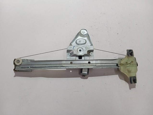 Mecanismo de elevalunas delantero izquierdo 807210272R Renault (RVI)