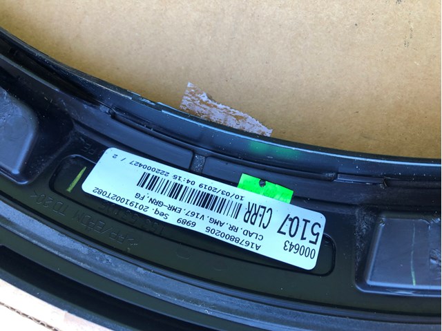 A1678800205 Mercedes Extensión de la aleta trasera derecha
