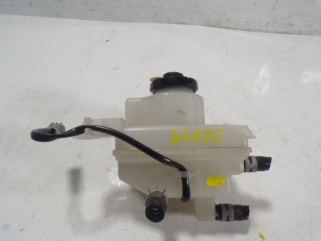  Depósito de líquido de frenos Toyota Prius 