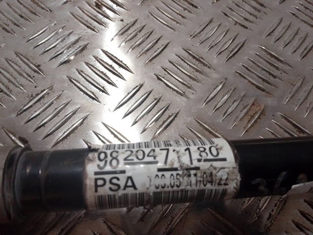 Comprar 9820471180 Peugeot/Citroen Semieje delantero derecho