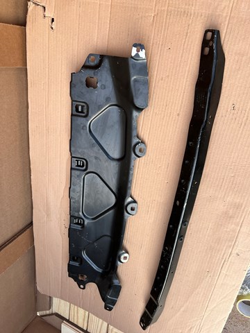 Cubierta del panel frontal (Calibrador De Radiador) Superior BMW X5 (G05, F95)