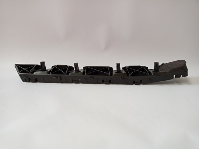 86614F3000 Hyundai/Kia Soporte exterior derecho del parachoques trasero