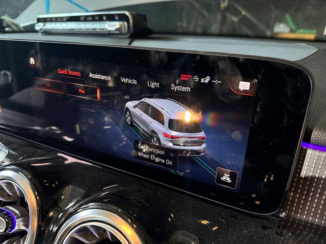 Pantalla multifunción Mercedes A2479001517 precio, desde 499,85 EUR