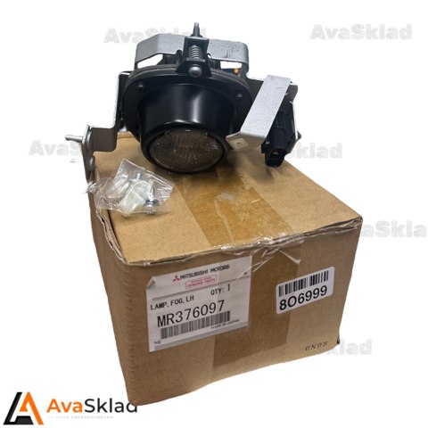 MR376097 Mitsubishi faro antiniebla izquierdo