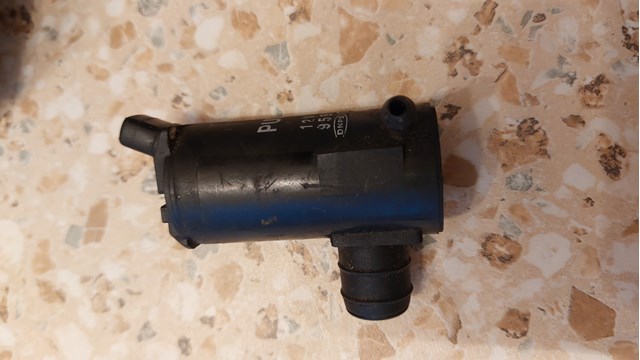 Bomba de limpiaparabrisas delantera General Motors 95991492