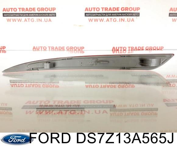 DS7Z13A565J Ford reflector, parachoques trasero, derecho