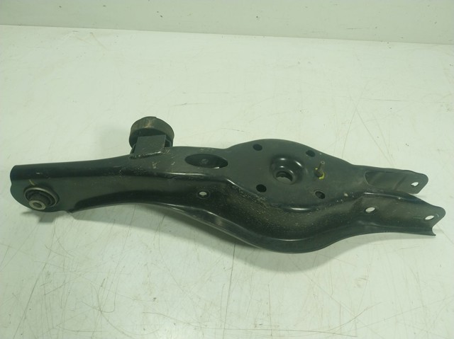 Brazo inferior trasero izquierdo/derecho 55210ATBA0 Hyundai/Kia