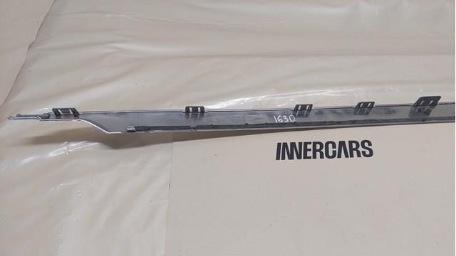 Embellecedor central del parachoques trasero Volvo 31663566 precio, desde 113,59 EUR