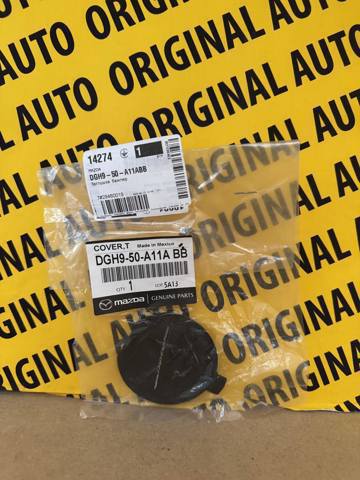 Cobertura de parachoques, enganche de remolque, delantera  para Mazda CX-30  DM