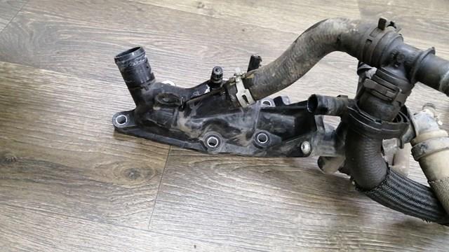 Caja del termostato NISSAN 1106000Q1D