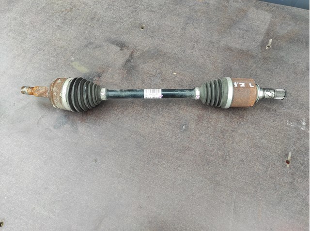 391014031R Renault (RVI) Semieje delantero izquierdo