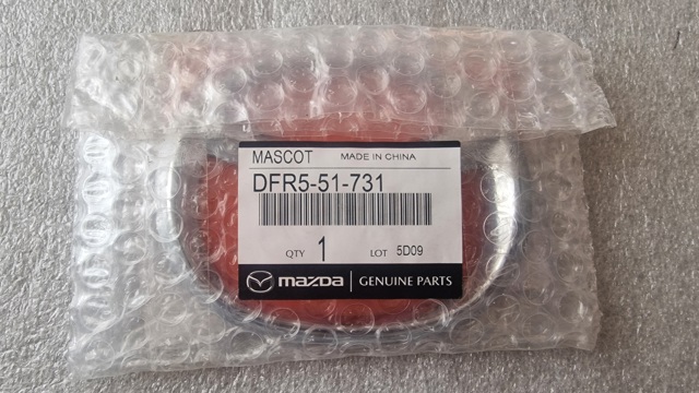 Logotipo de tapa de maletero para Mazda CX-30  DM