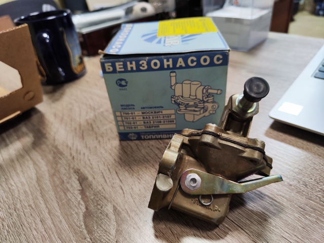 702110601001 Pekar Bomba de combustible mecánica