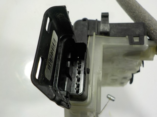 Cerradura de la puerta trasera derecha Peugeot/Citroen 9830559380 precio, desde 74,05 EUR