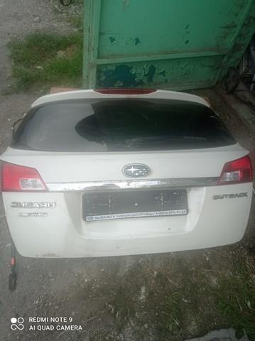  Puerta trasera Subaru Outback 4