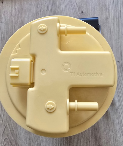 Comprar Bomba de gasolina Renault DUSTER II HM