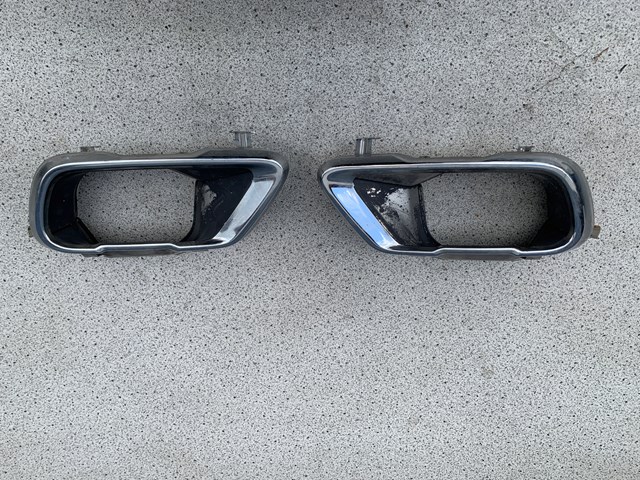 Cola de escape 8074189 BMW