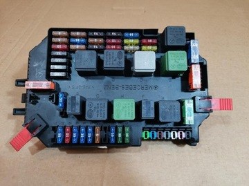 Caja reles Mercedes S 