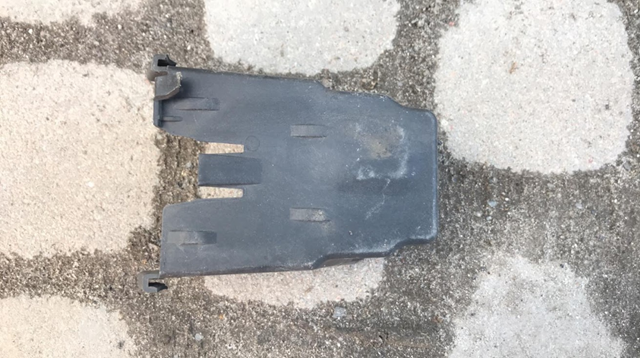 Tapa manija puerta trasera izquierda BMW 51117308803
