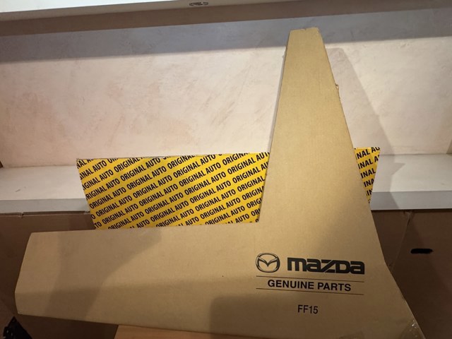 Guardabarros delanteros derecho Mazda DFR552110 precio, desde 167,85 EUR