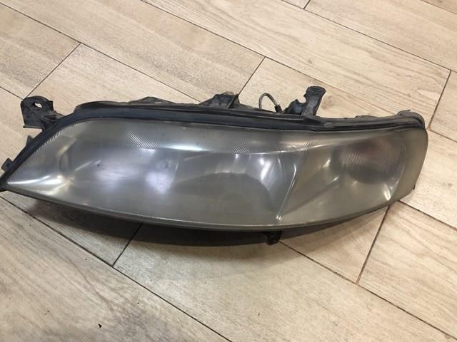 Faro derecho 90586845 General Motors